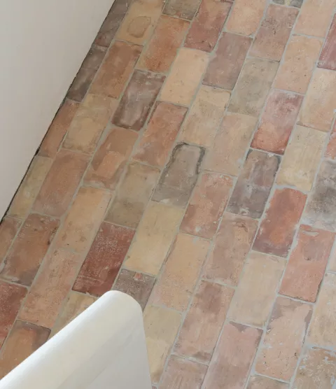 Inkom met terracotta